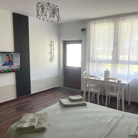 Akbay Mini. Denize 500 Mt * Bozcaada